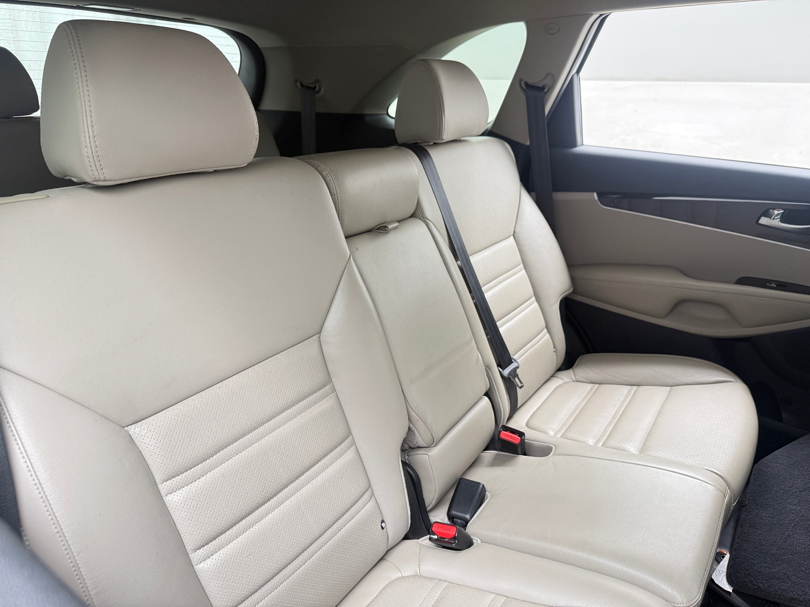 Thumbnail: 2019 Kia Sorento - 5