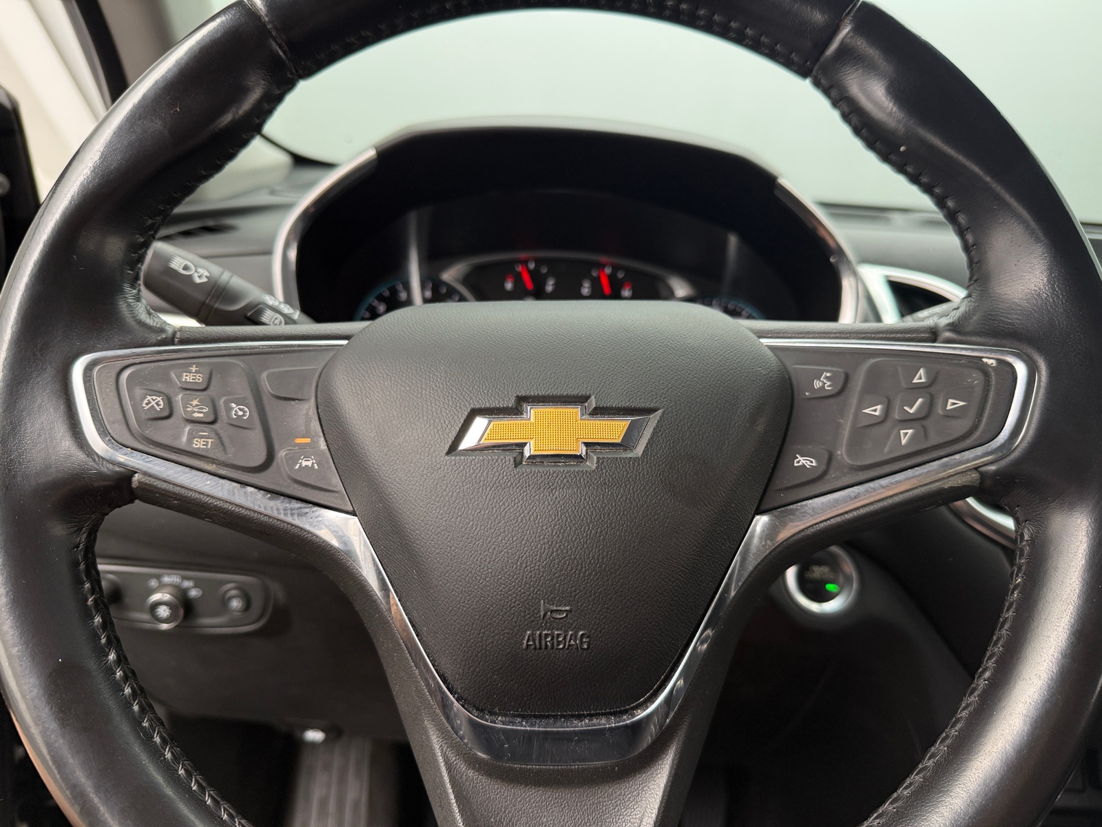 Thumbnail: 2021 Chevrolet Equinox - 5