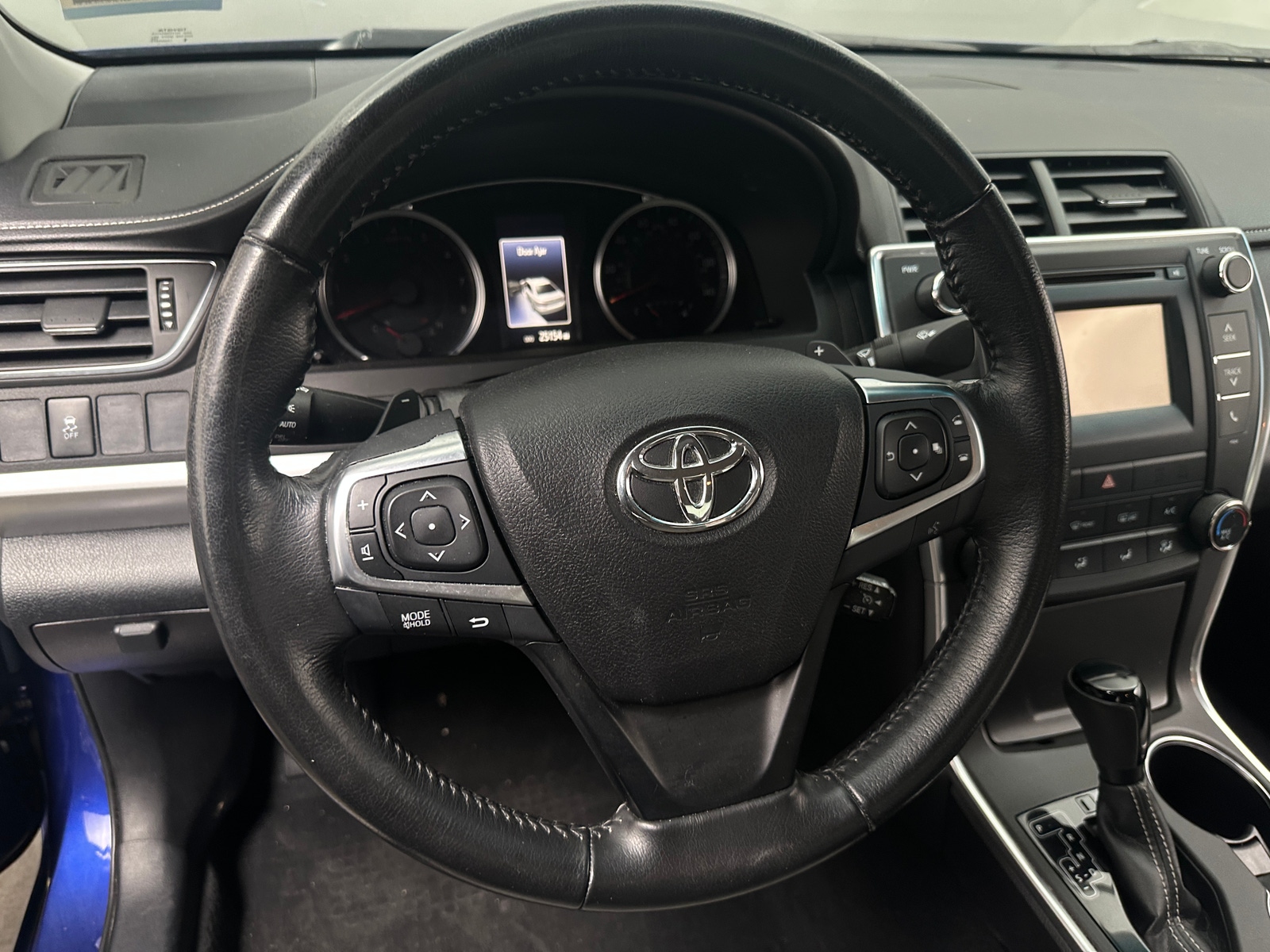 Thumbnail: 2016 Toyota Camry - 5