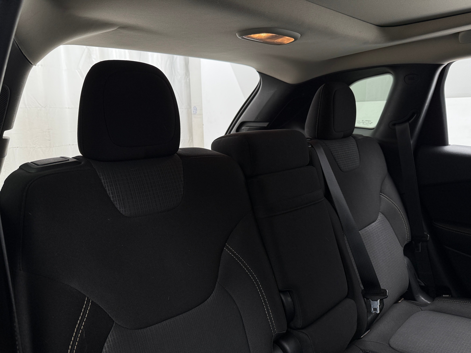 Thumbnail: 2015 Jeep Cherokee - 6