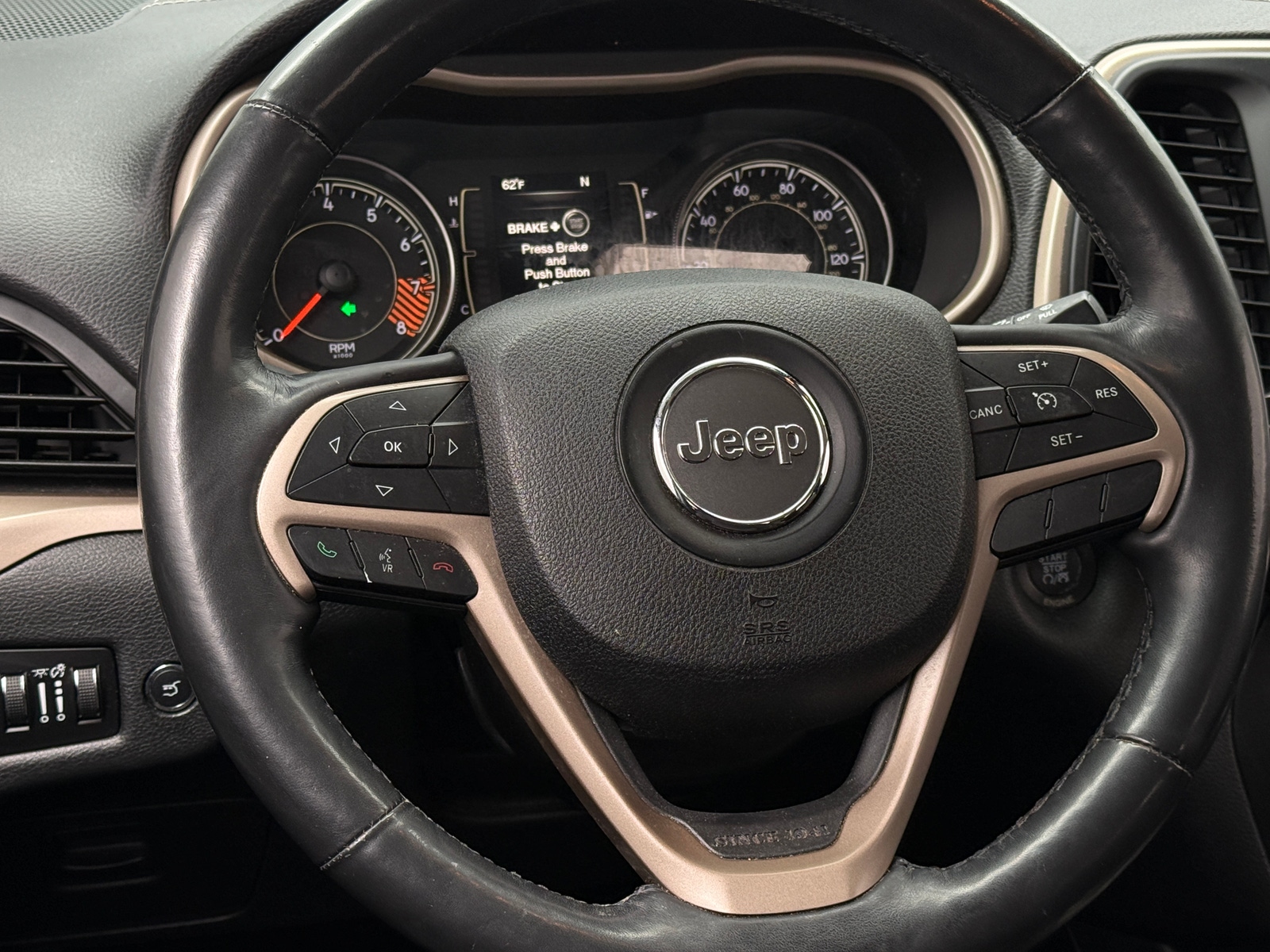 Thumbnail: 2015 Jeep Cherokee - 5