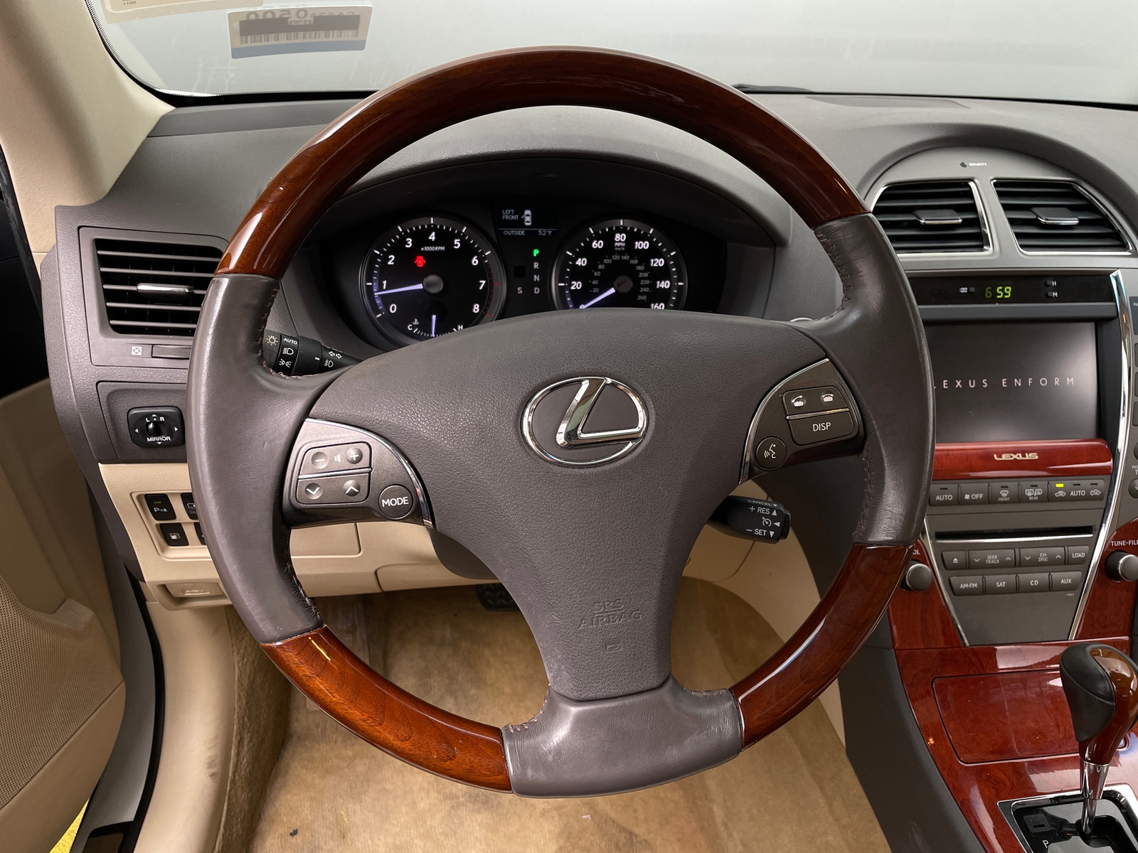 Thumbnail: 2011 Lexus ES - 4