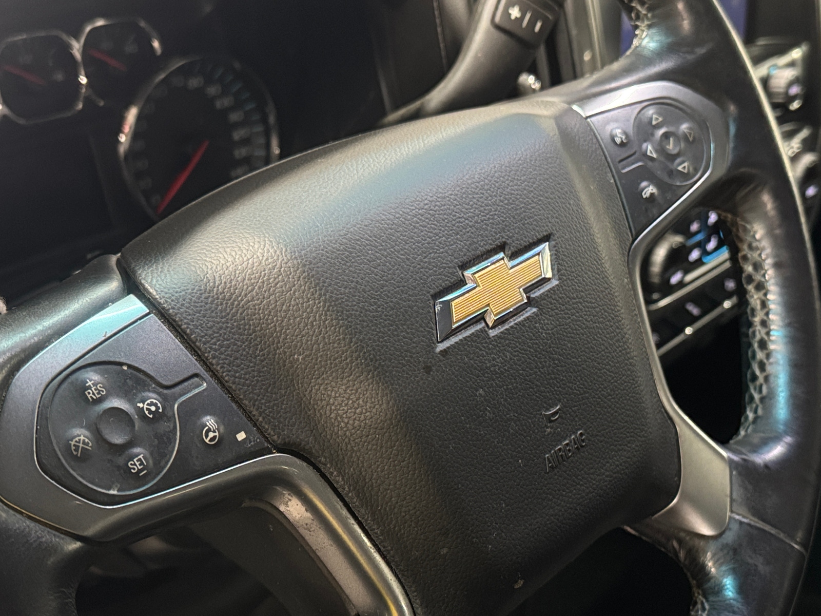 Thumbnail: 2017 Chevrolet Silverado 1500 - 4