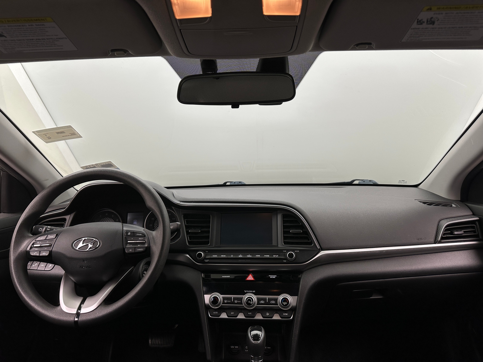 Thumbnail: 2020 Hyundai Elantra - 3