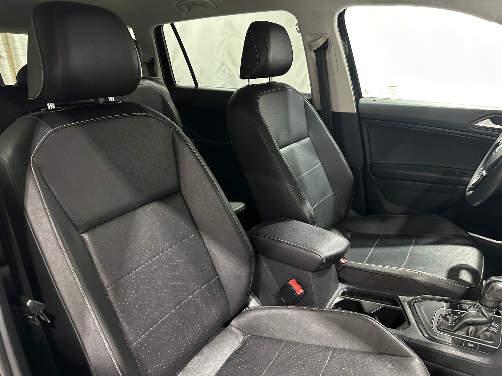 Thumbnail: 2021 Volkswagen Tiguan - 2