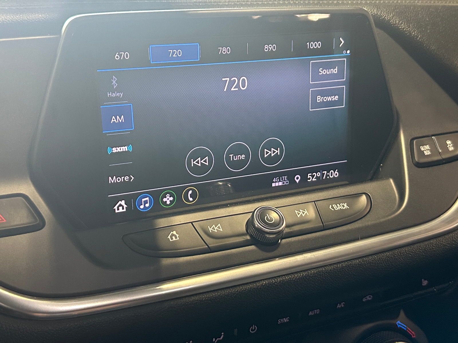 Thumbnail: 2019 Chevrolet Blazer - 4