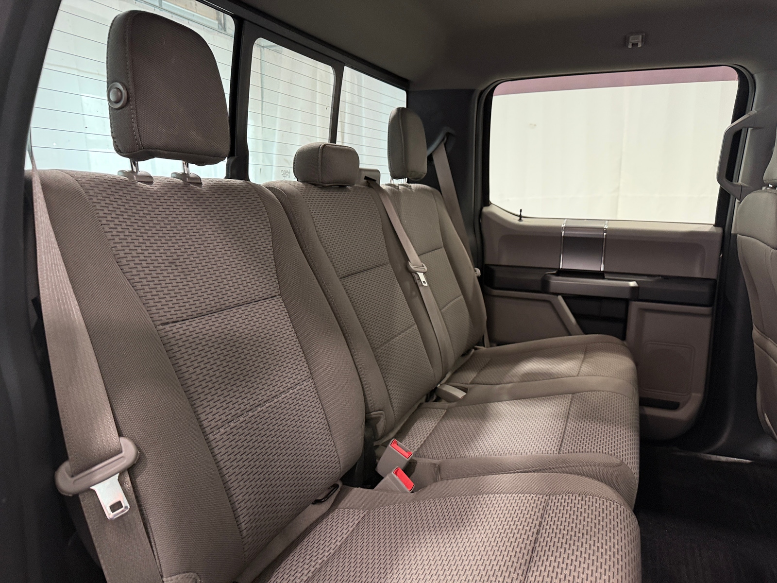 Thumbnail: 2019 Ford Econoline - 6