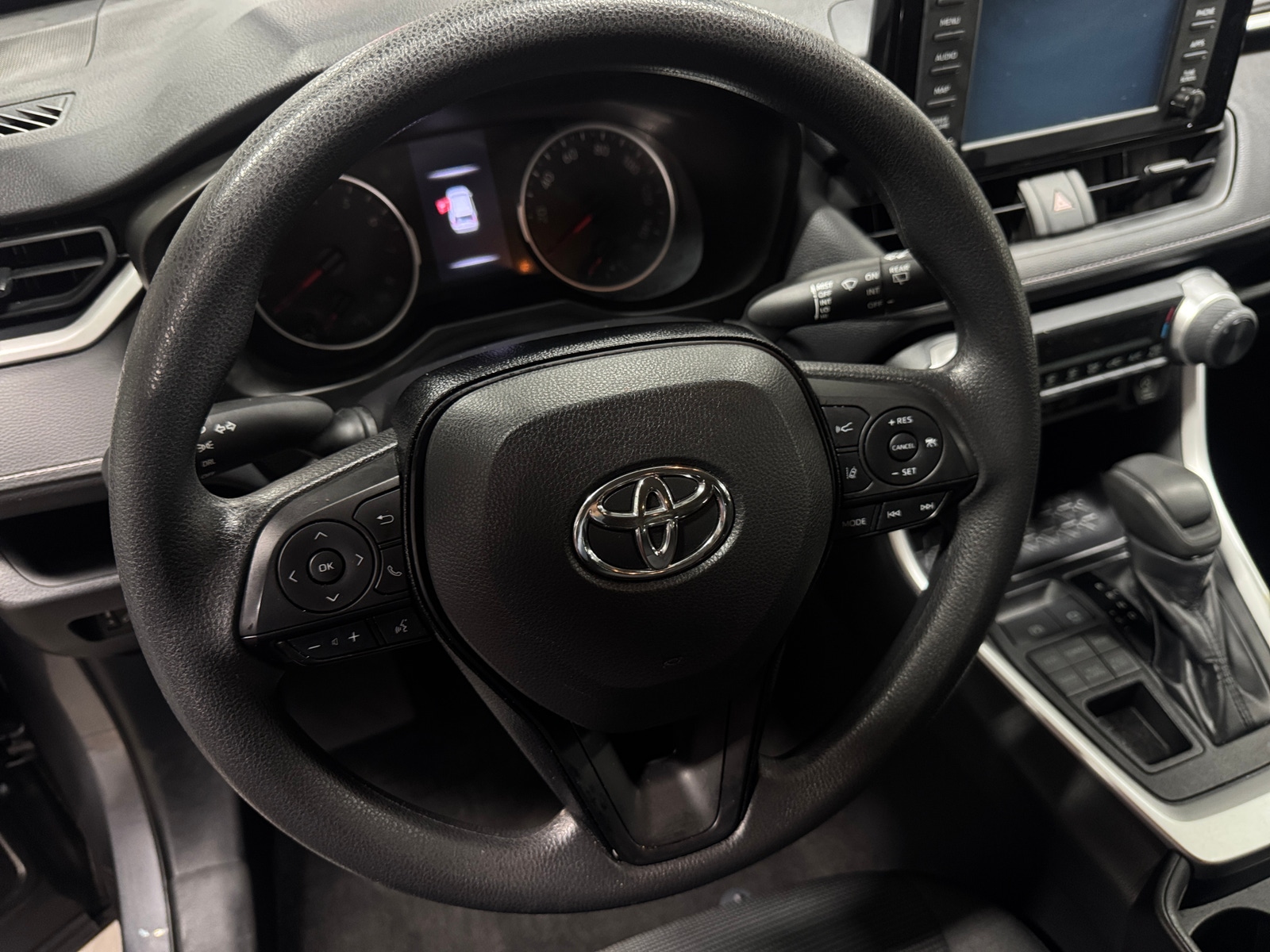Thumbnail: 2019 Toyota RAV4 - 5