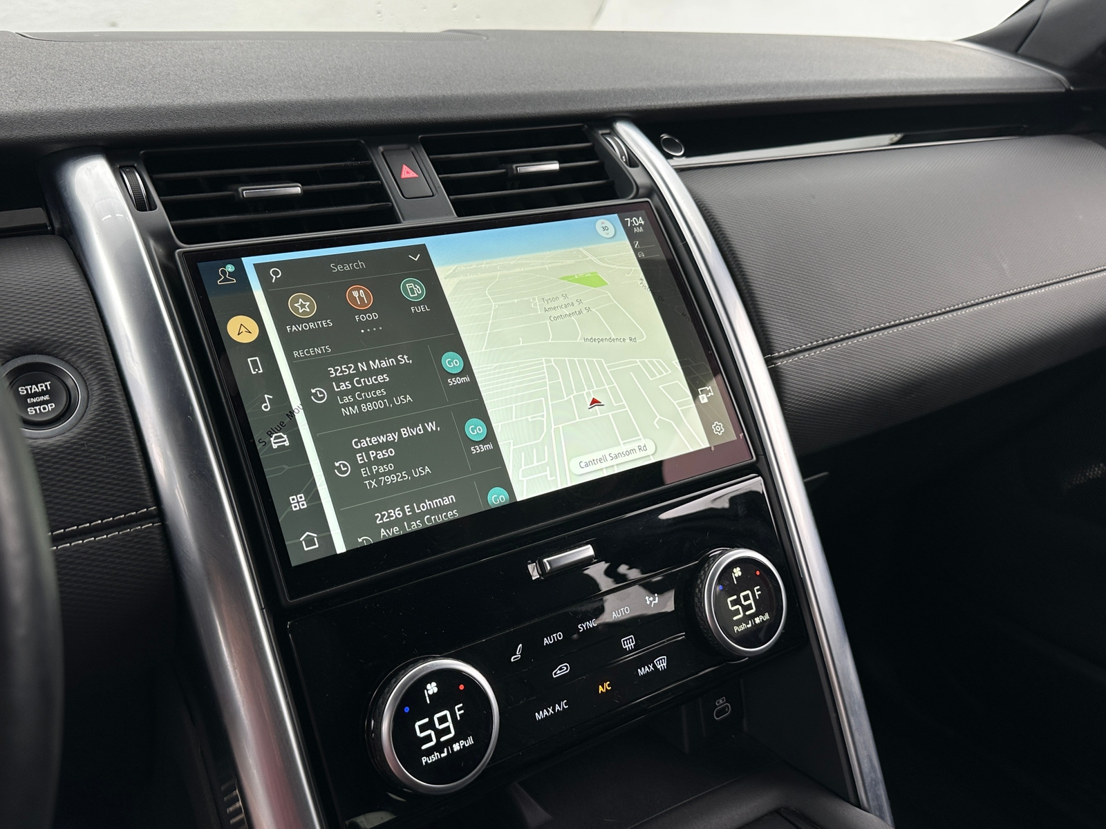 Thumbnail: 2022 Land Rover Discovery - 3