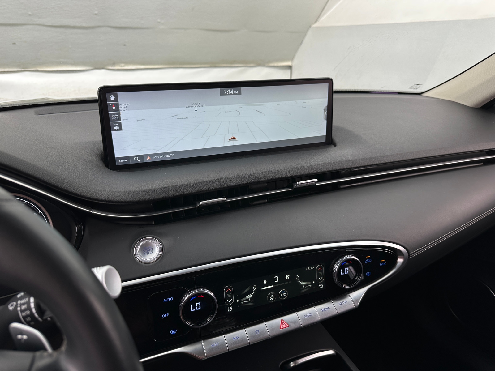 Thumbnail: 2024 Genesis GV70 - 3