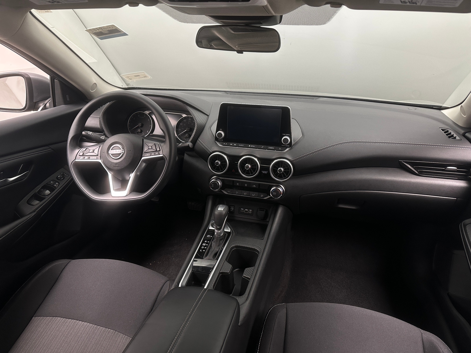 Thumbnail: 2025 Nissan Sentra - 3