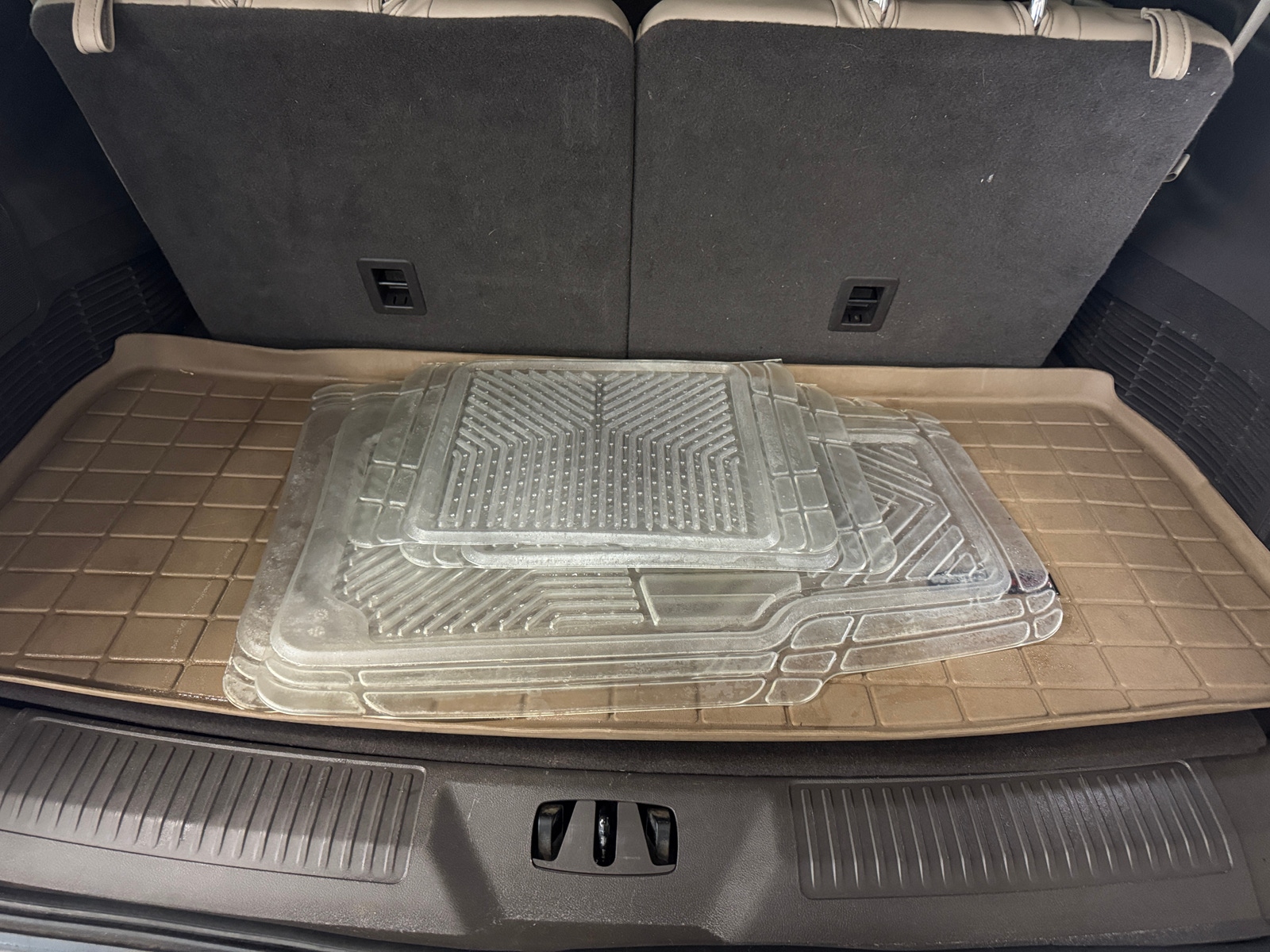 Thumbnail: 2021 Lincoln Aviator - 6