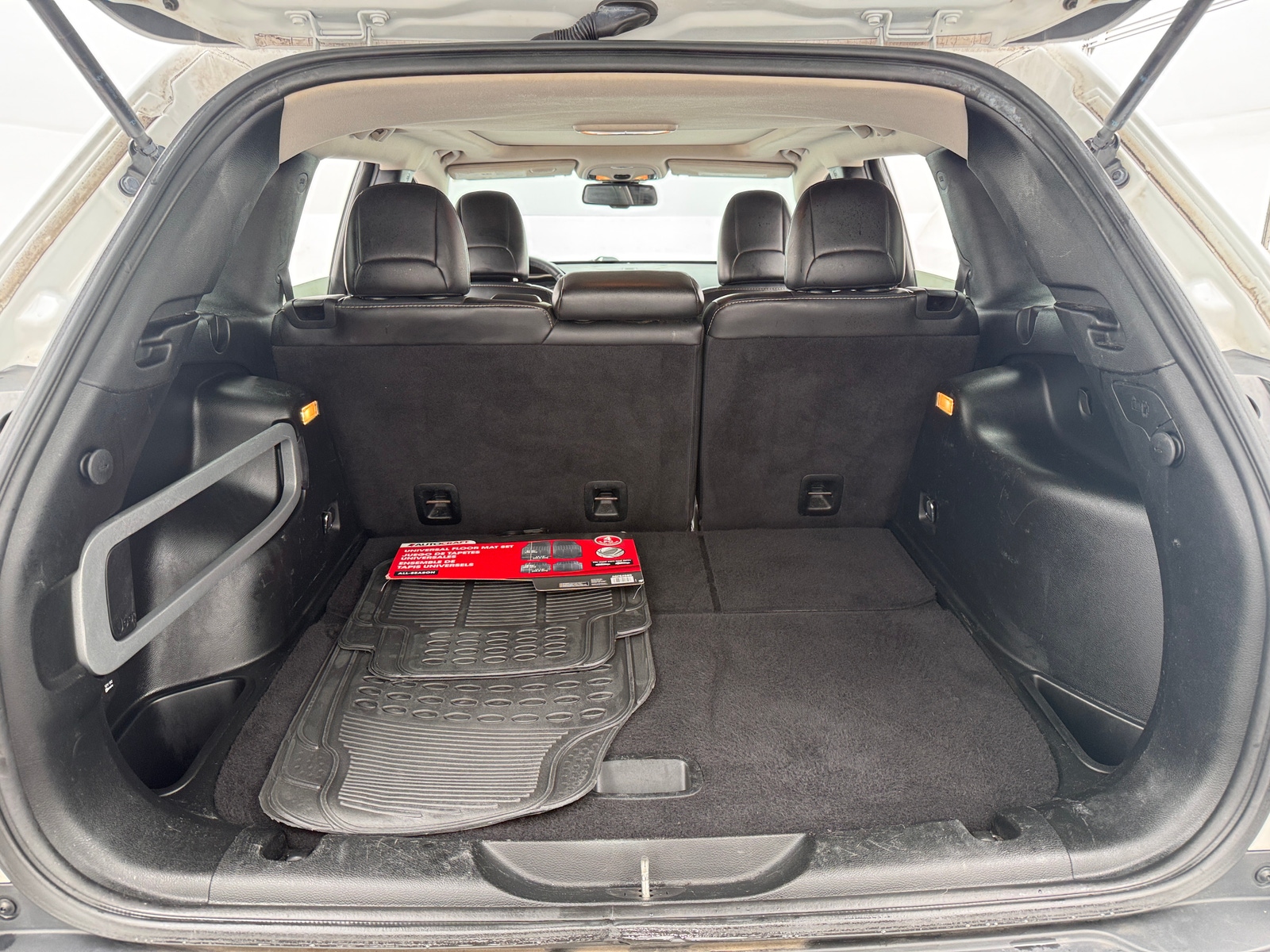 Thumbnail: 2016 Jeep Cherokee - 6