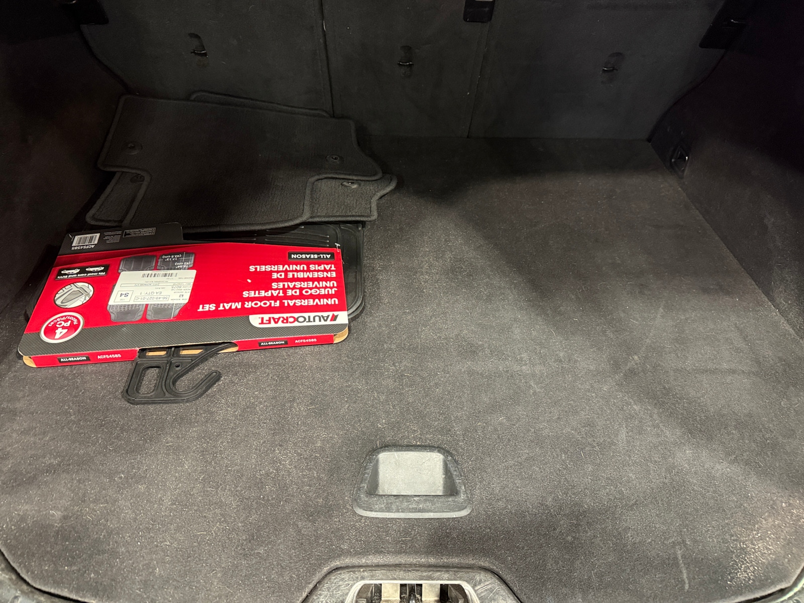 Thumbnail: 2018 Volvo V60 - 6