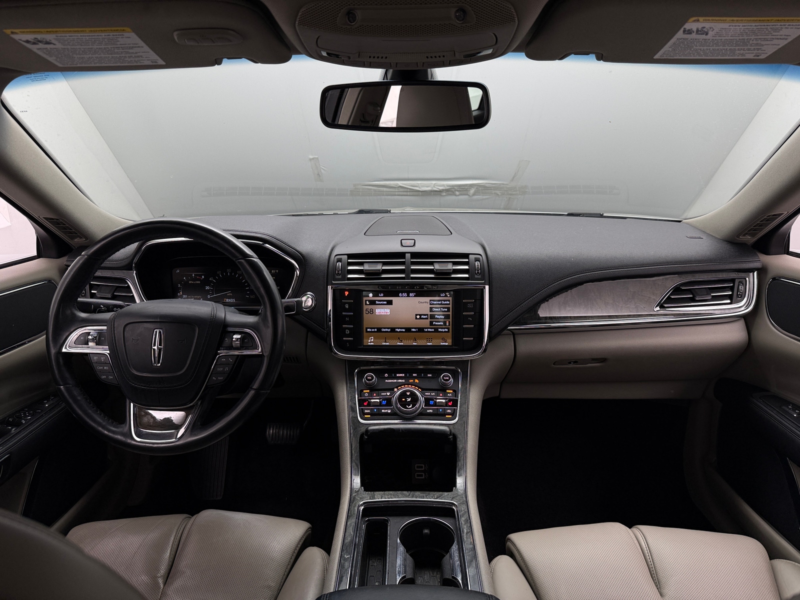 Thumbnail: 2017 Lincoln Continental - 2