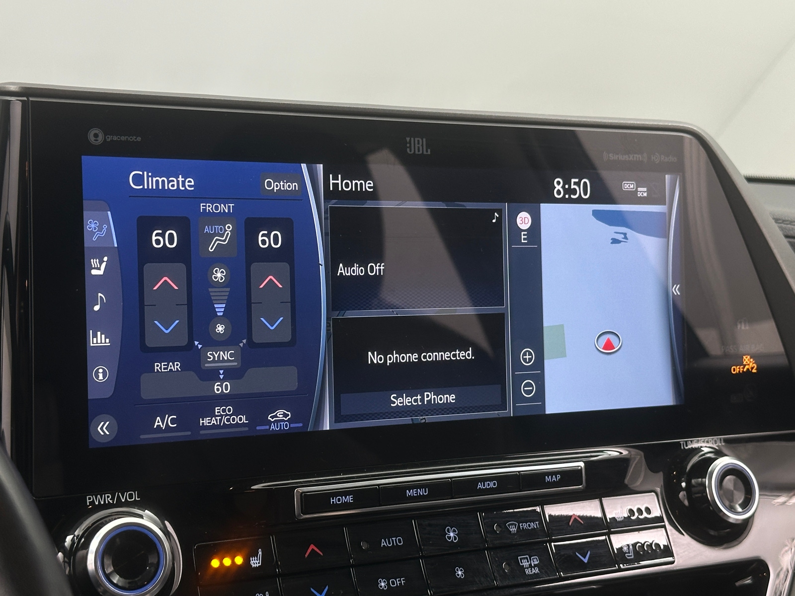 Thumbnail: 2022 Toyota Highlander - 3