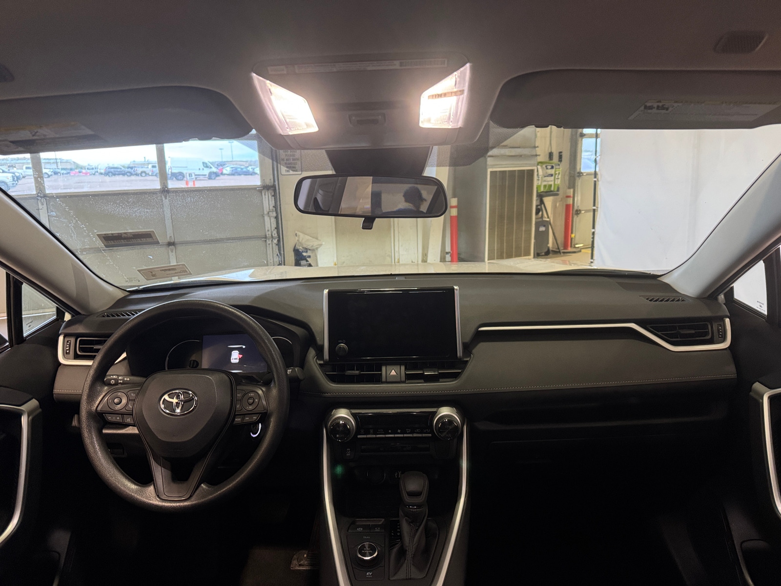 Thumbnail: 2025 Toyota RAV4 - 3
