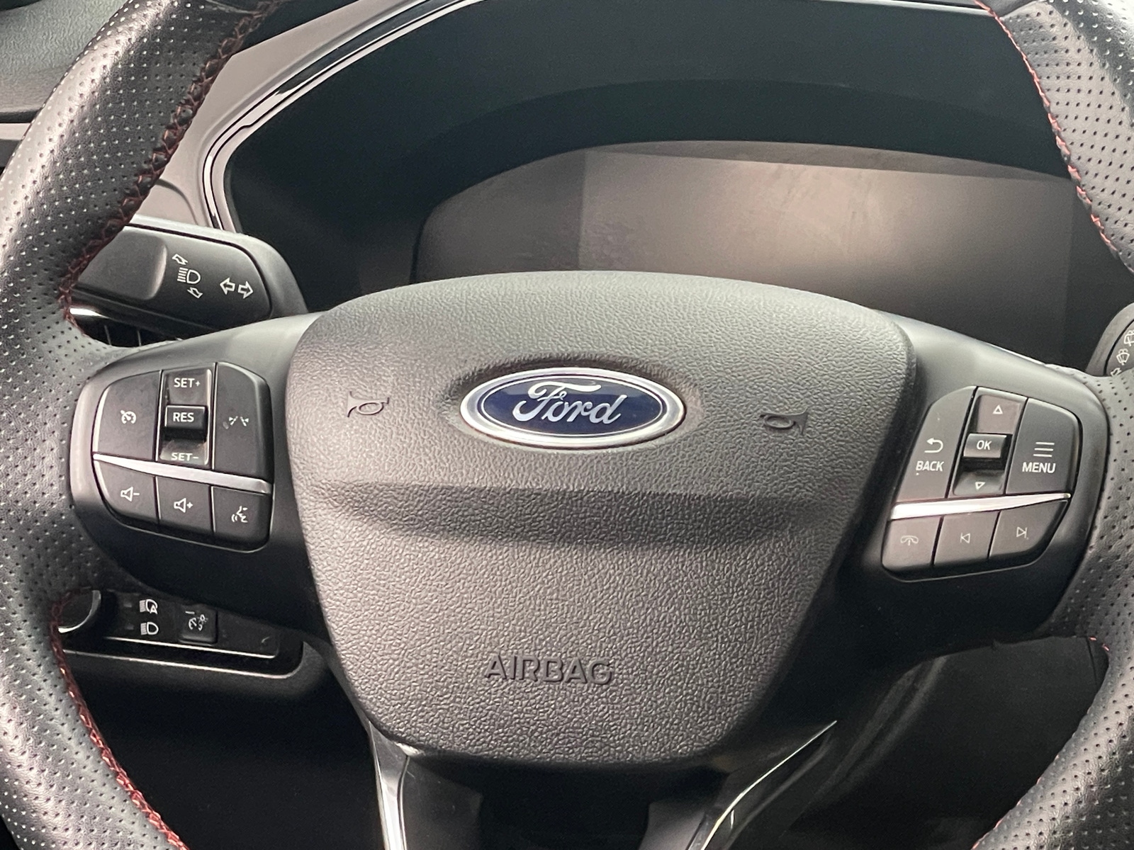 Thumbnail: 2023 Ford Escape - 5