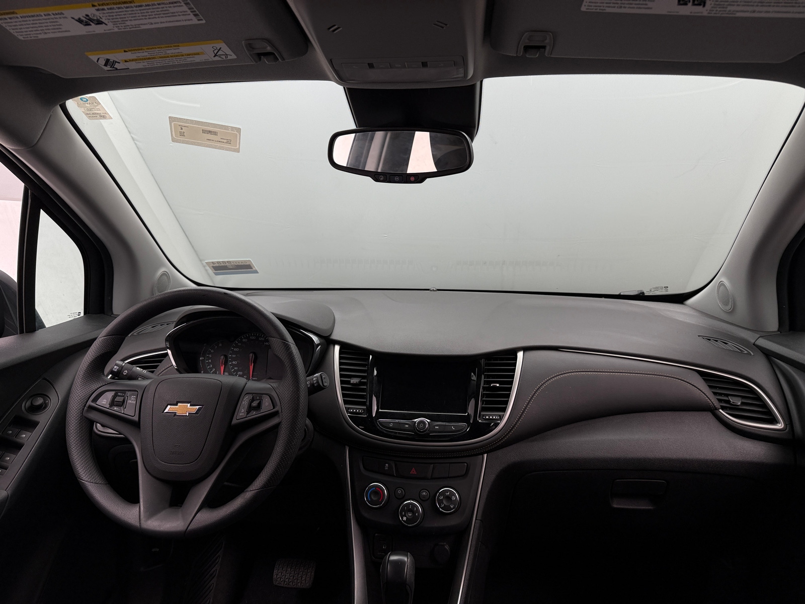 Thumbnail: 2020 Chevrolet Trax - 3