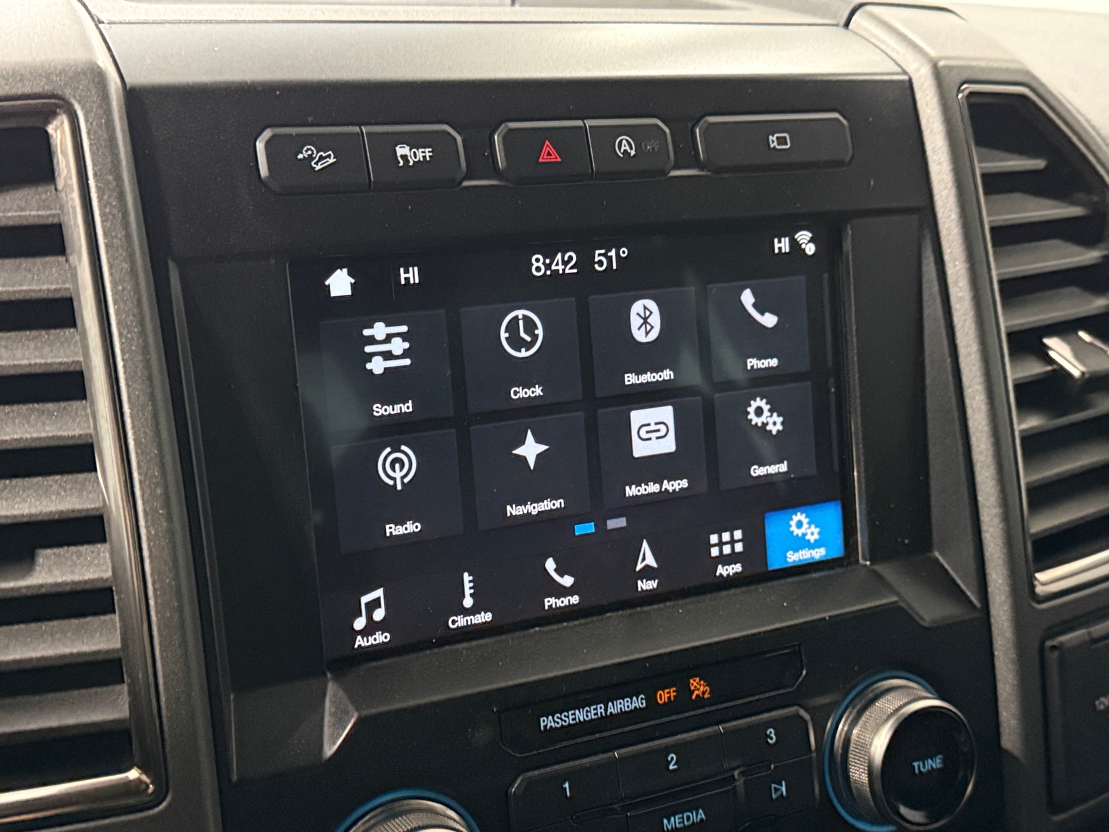 Thumbnail: 2017 Ford Econoline - 3