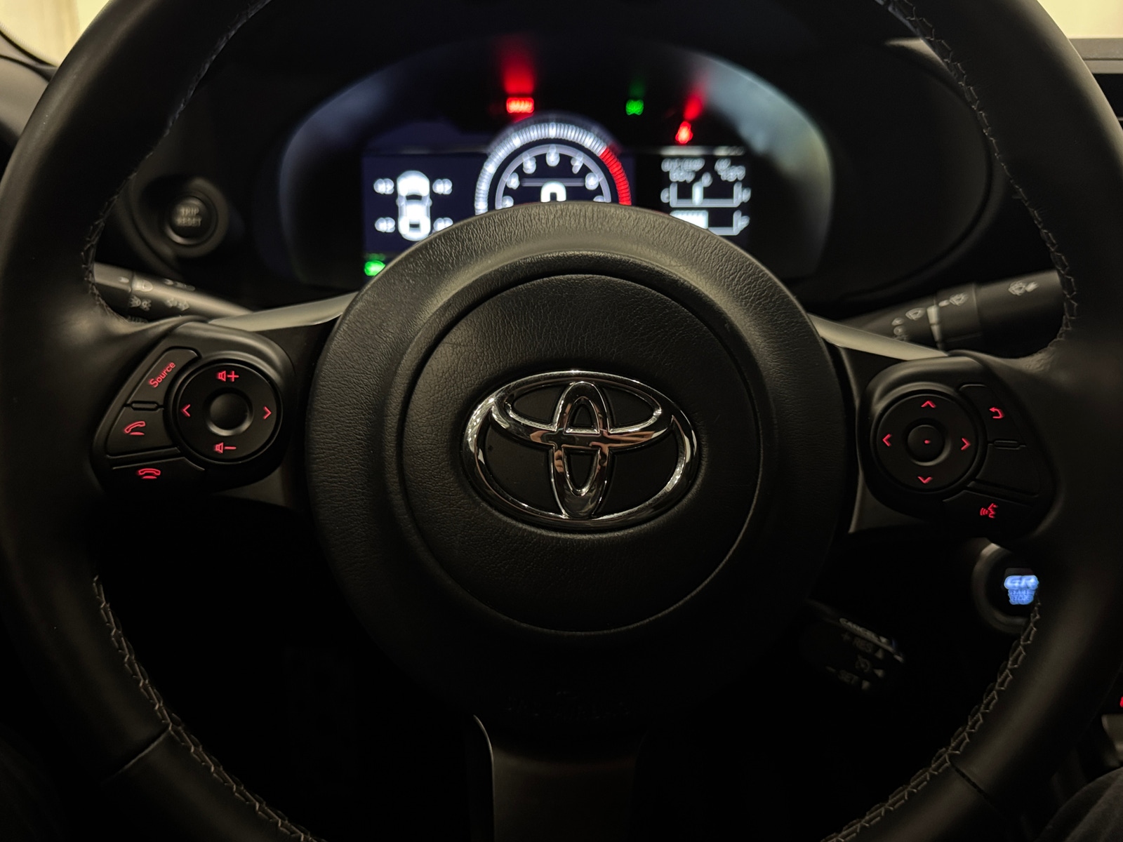 Thumbnail: 2023 Toyota GR86 - 4