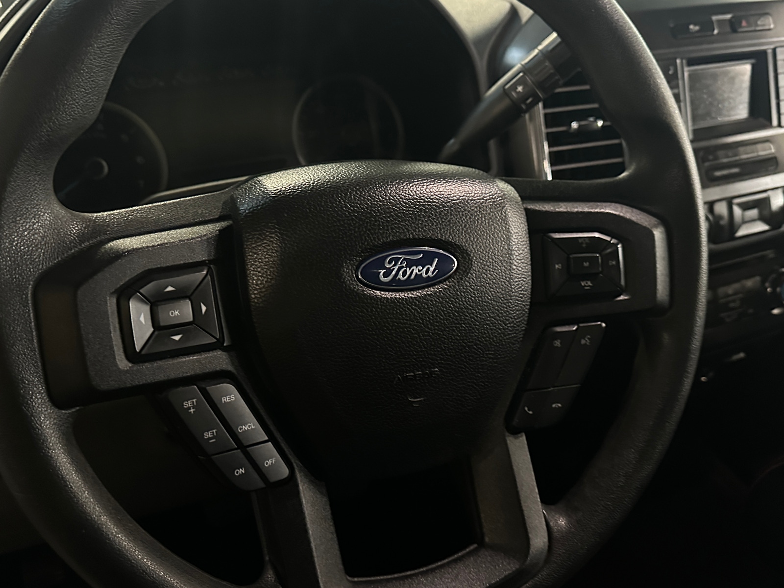 Thumbnail: 2016 Ford Econoline - 5