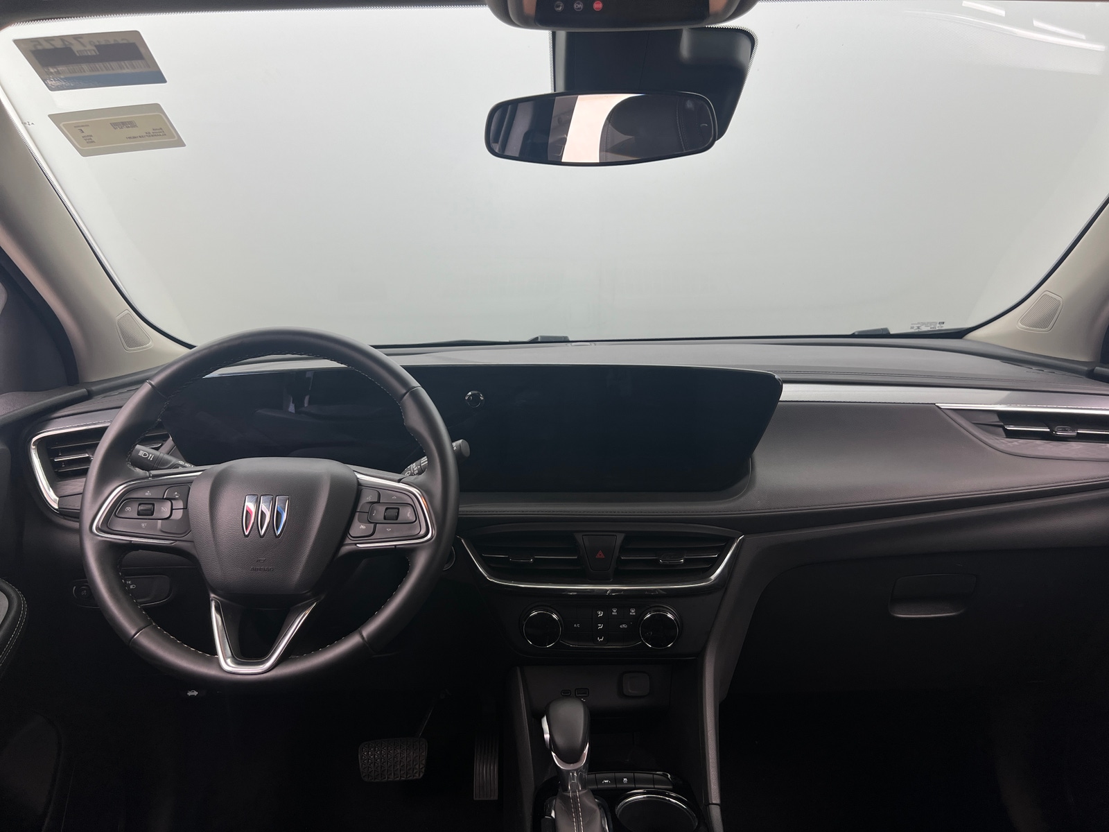 Thumbnail: 2025 Buick Encore GX - 2