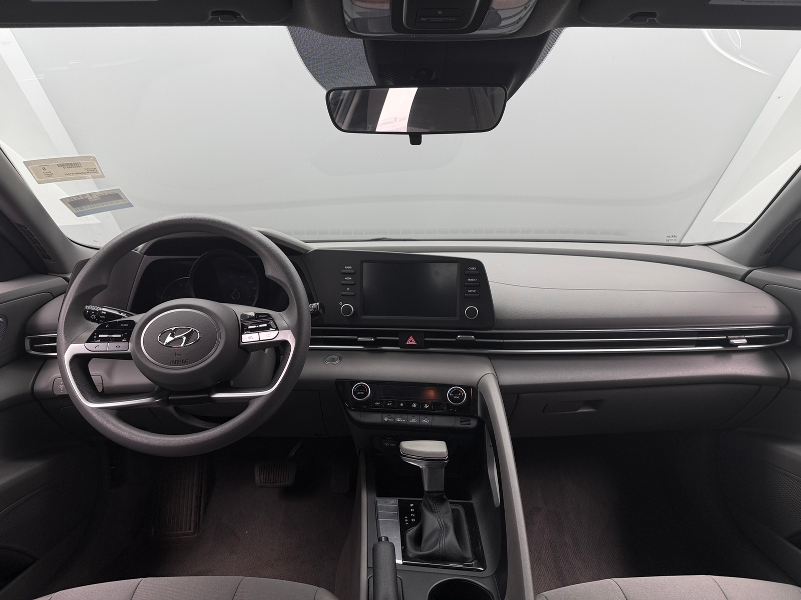 Thumbnail: 2021 Hyundai Elantra - 3