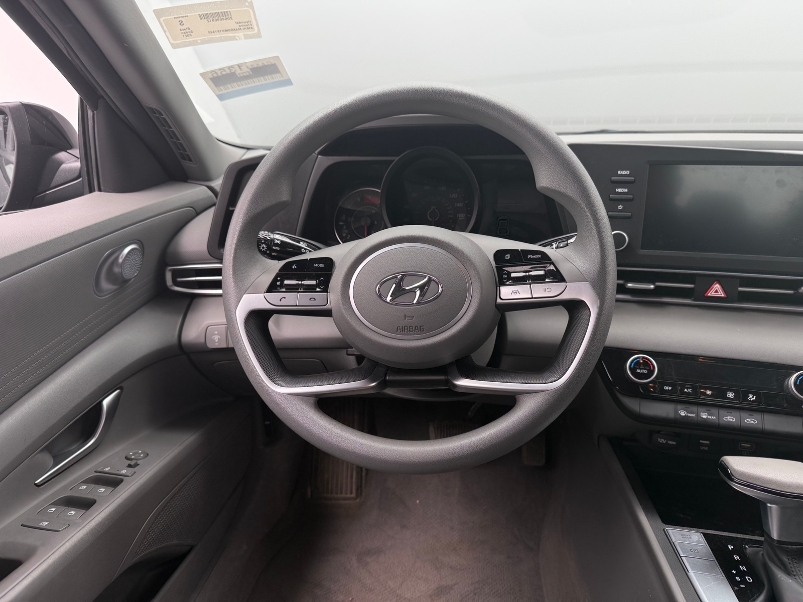 Thumbnail: 2021 Hyundai Elantra - 5