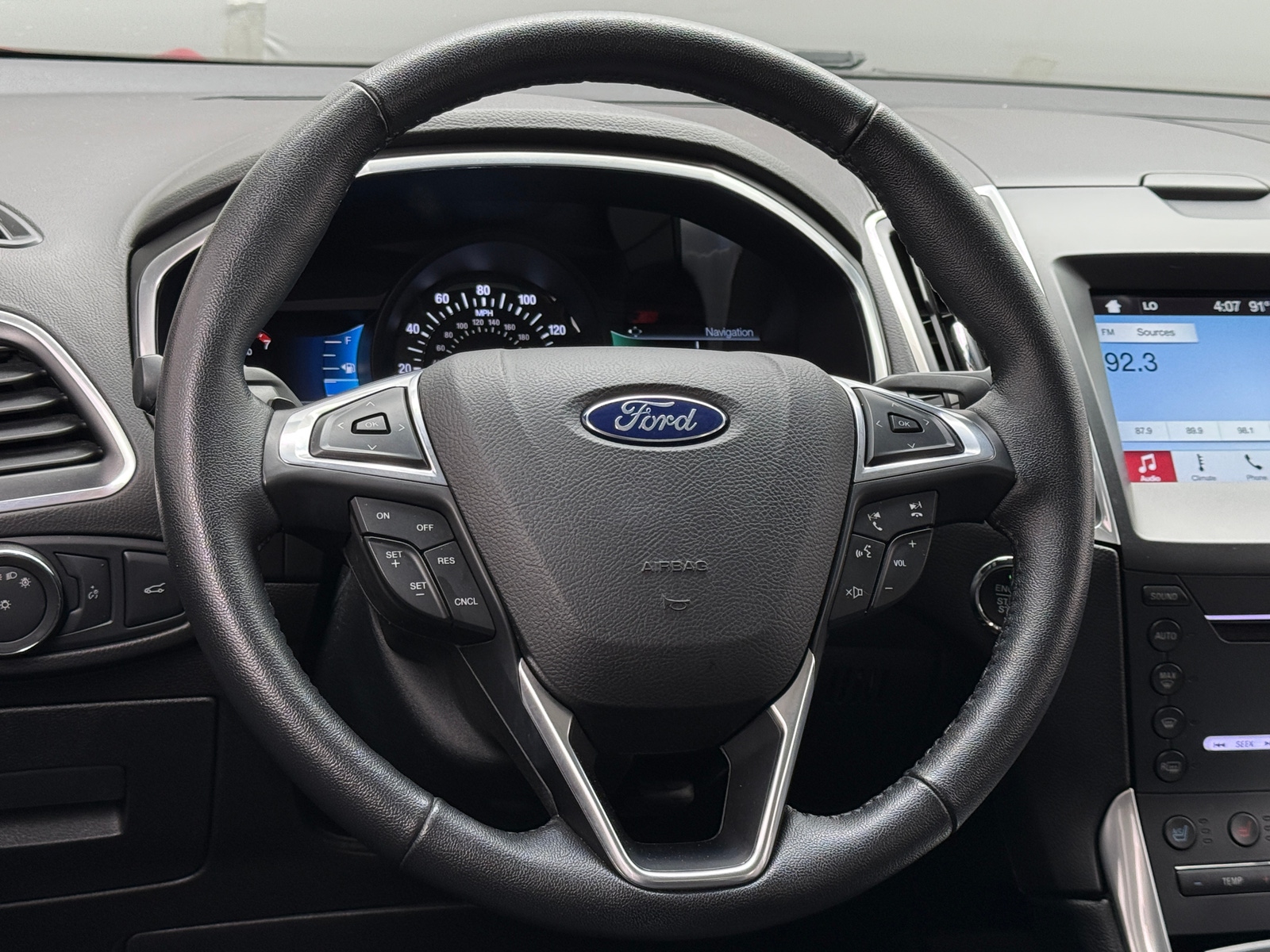 Thumbnail: 2016 Ford Edge - 4