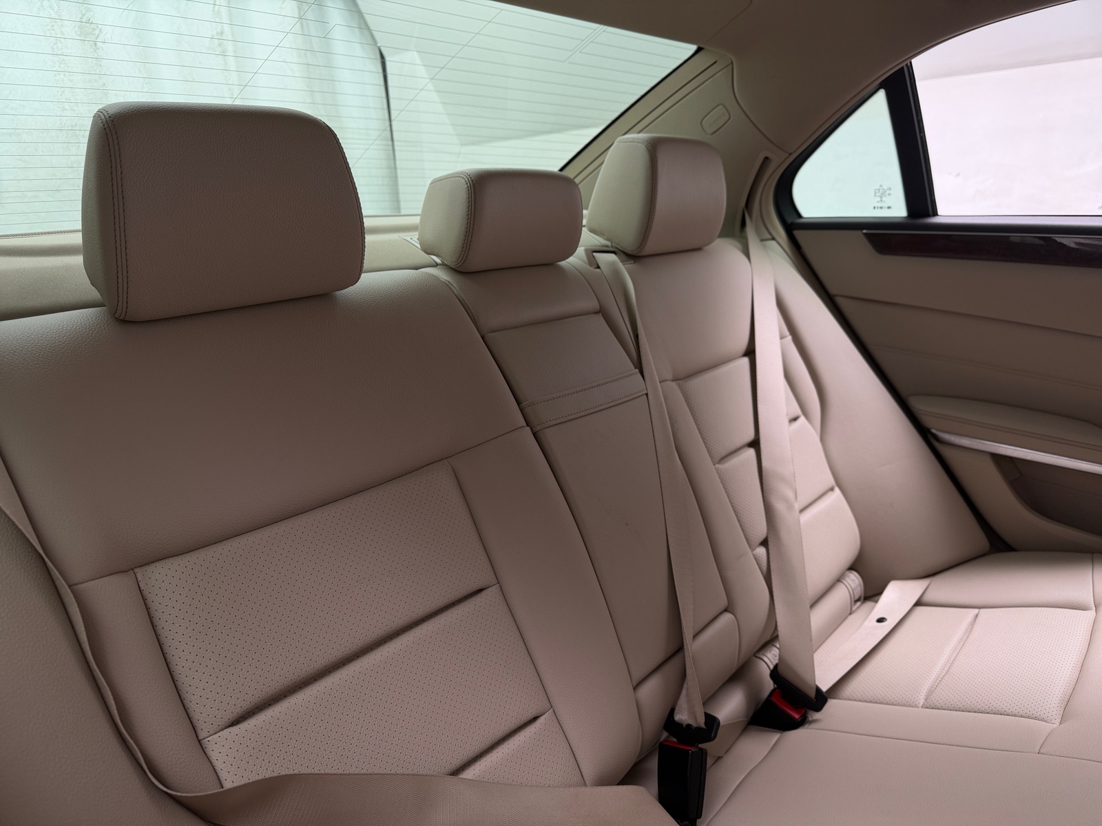 Thumbnail: 2016 Mercedes-Benz E-Class - 5
