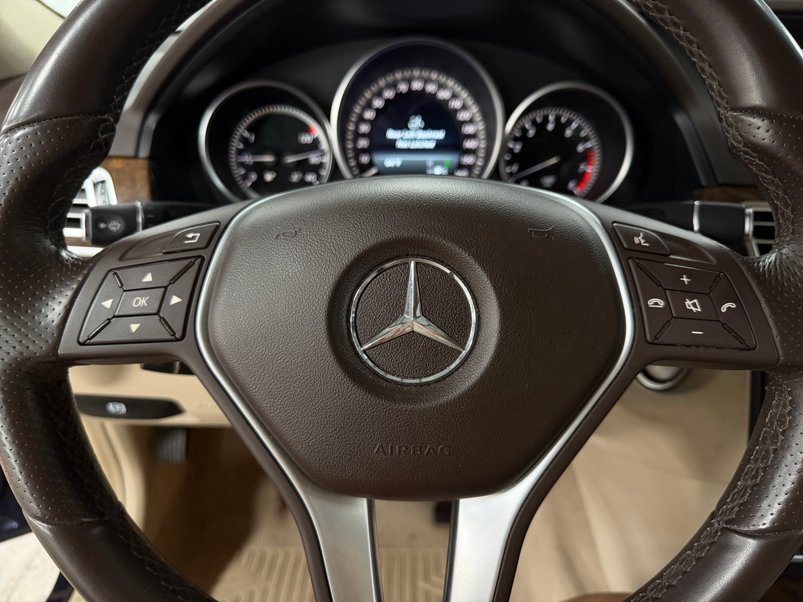 Thumbnail: 2016 Mercedes-Benz E-Class - 4