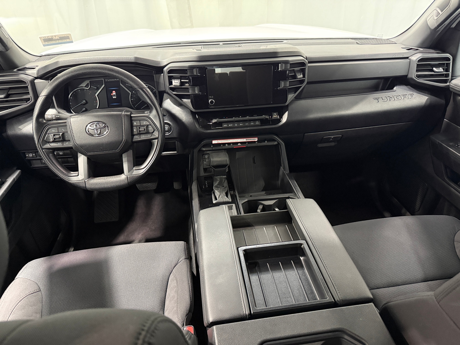 Thumbnail: 2025 Toyota Tundra - 3