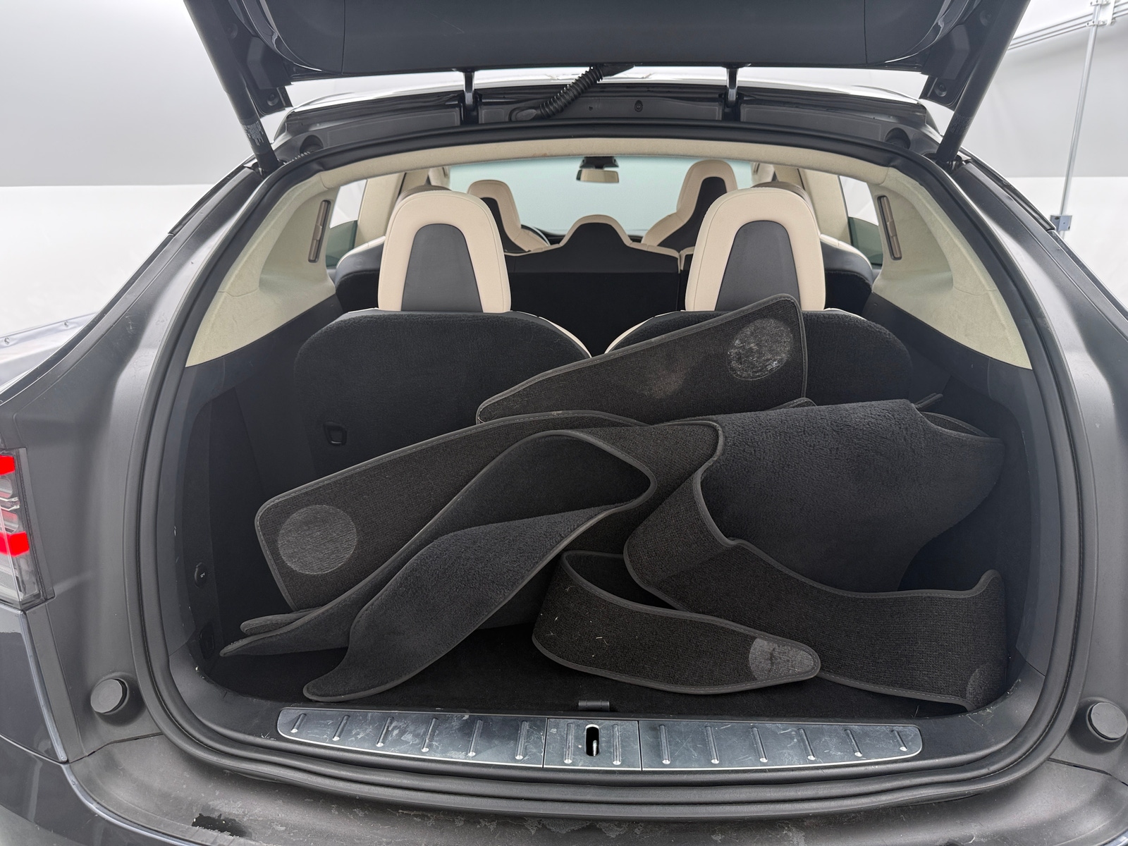 Thumbnail: 2019 Tesla Model X - 6