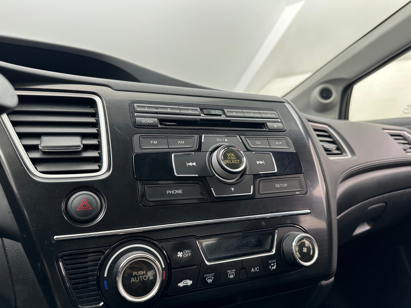 Thumbnail: 2013 Honda Civic - 4