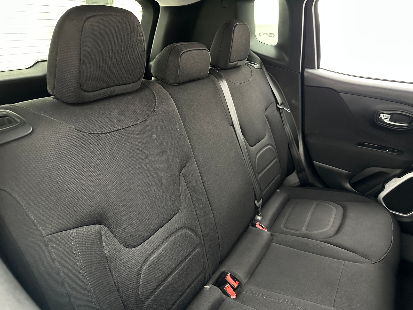Thumbnail: 2018 Jeep Renegade - 6