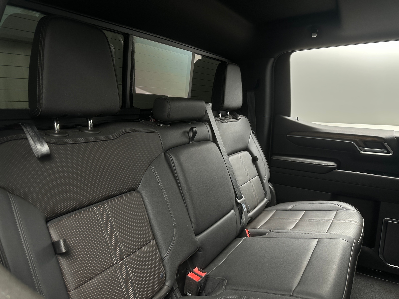 Thumbnail: 2022 Chevrolet Silverado 1500 - 5