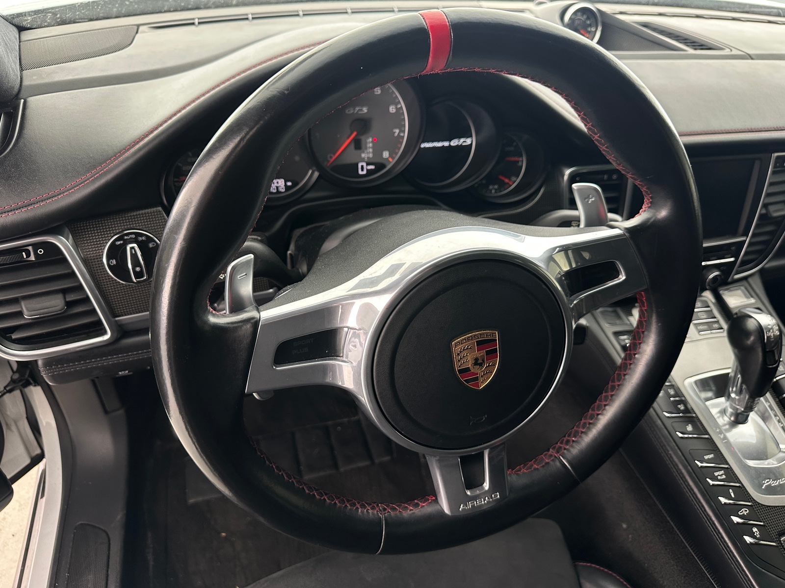 Thumbnail: 2016 Porsche Panamera - 4