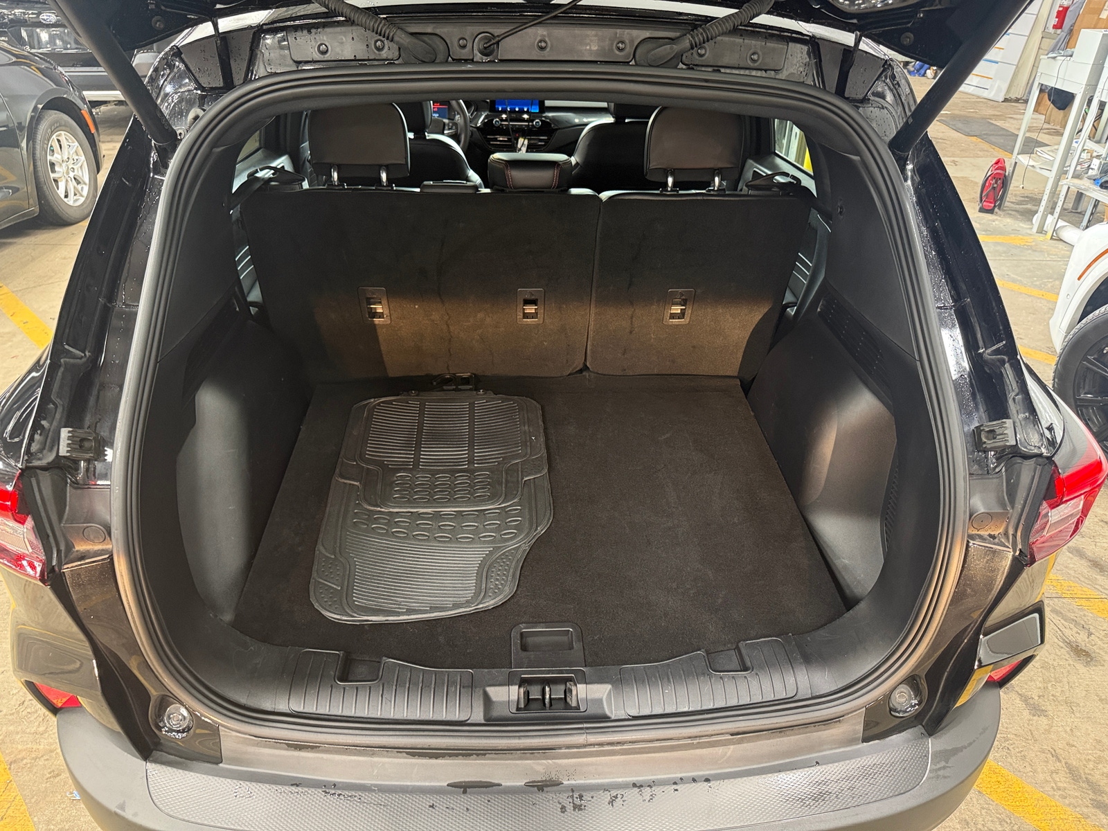 Thumbnail: 2025 Ford Escape - 7