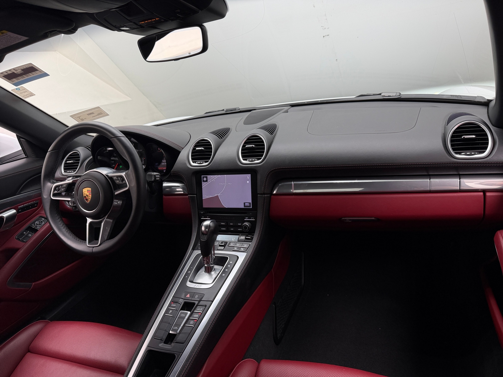 Thumbnail: 2022 Porsche 718 Boxster - 2