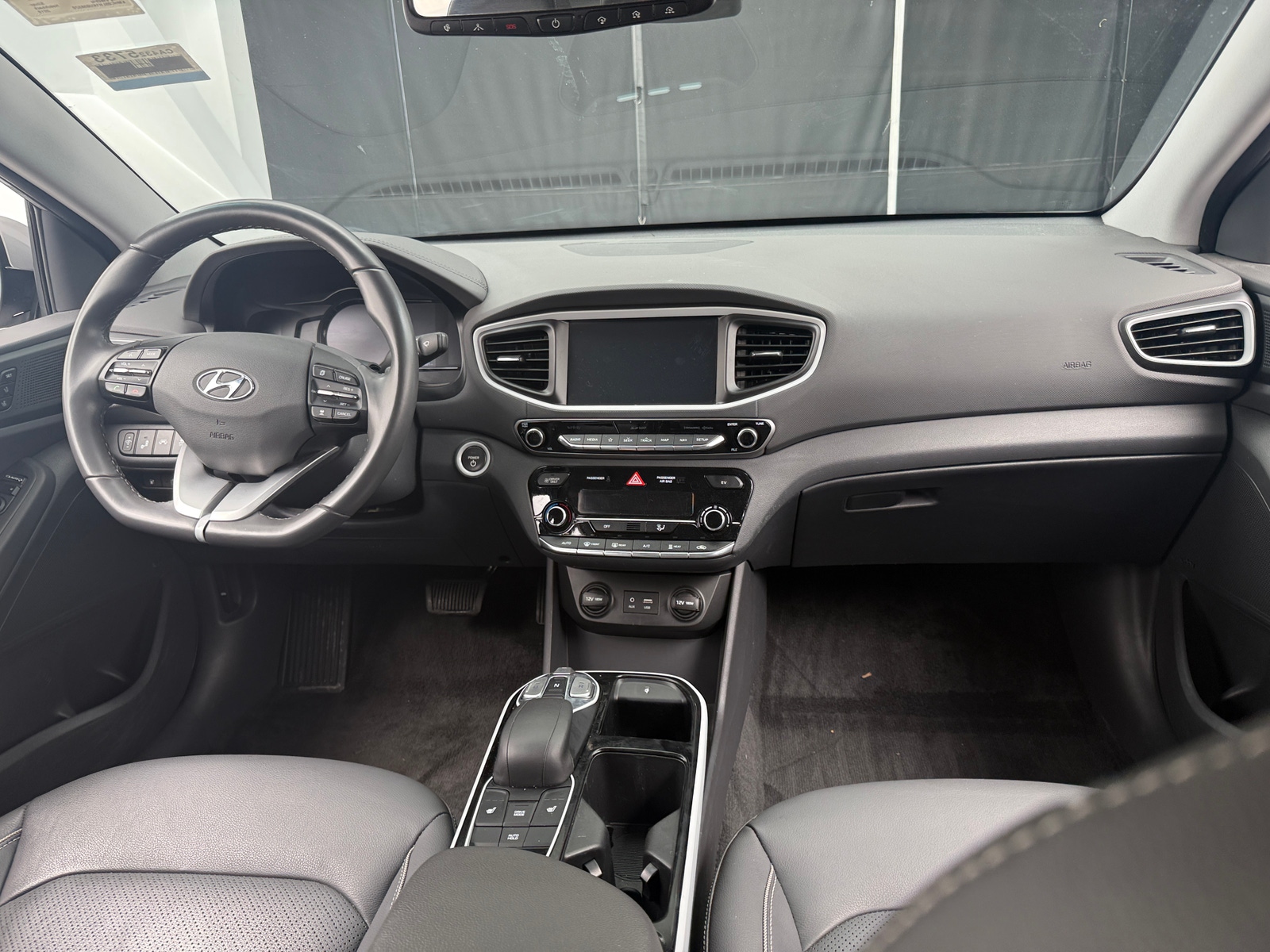 Thumbnail: 2019 Hyundai Ioniq - 2