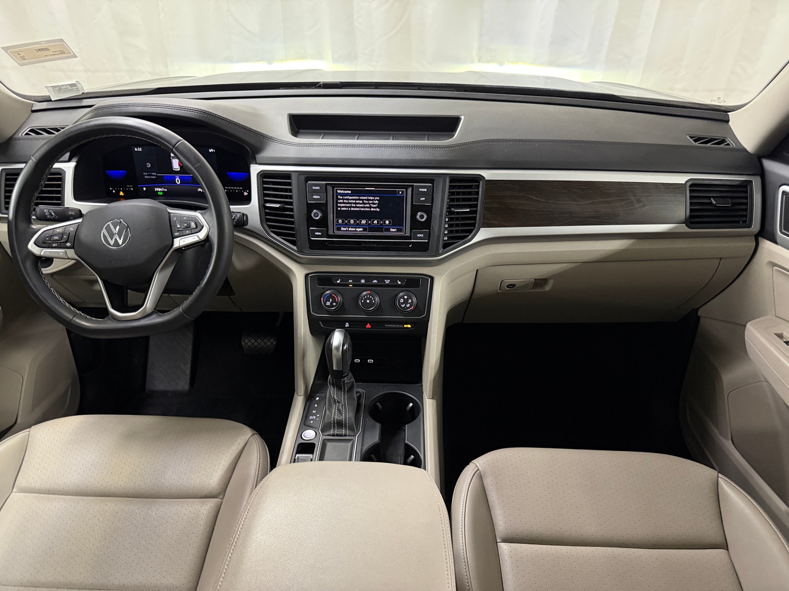 Thumbnail: 2022 Volkswagen Atlas - 2