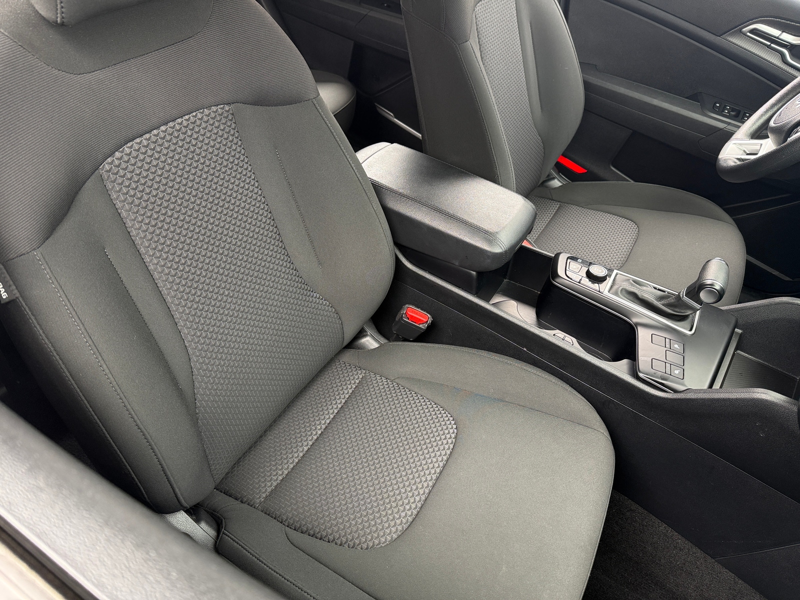 Thumbnail: 2025 Kia Sportage - 2