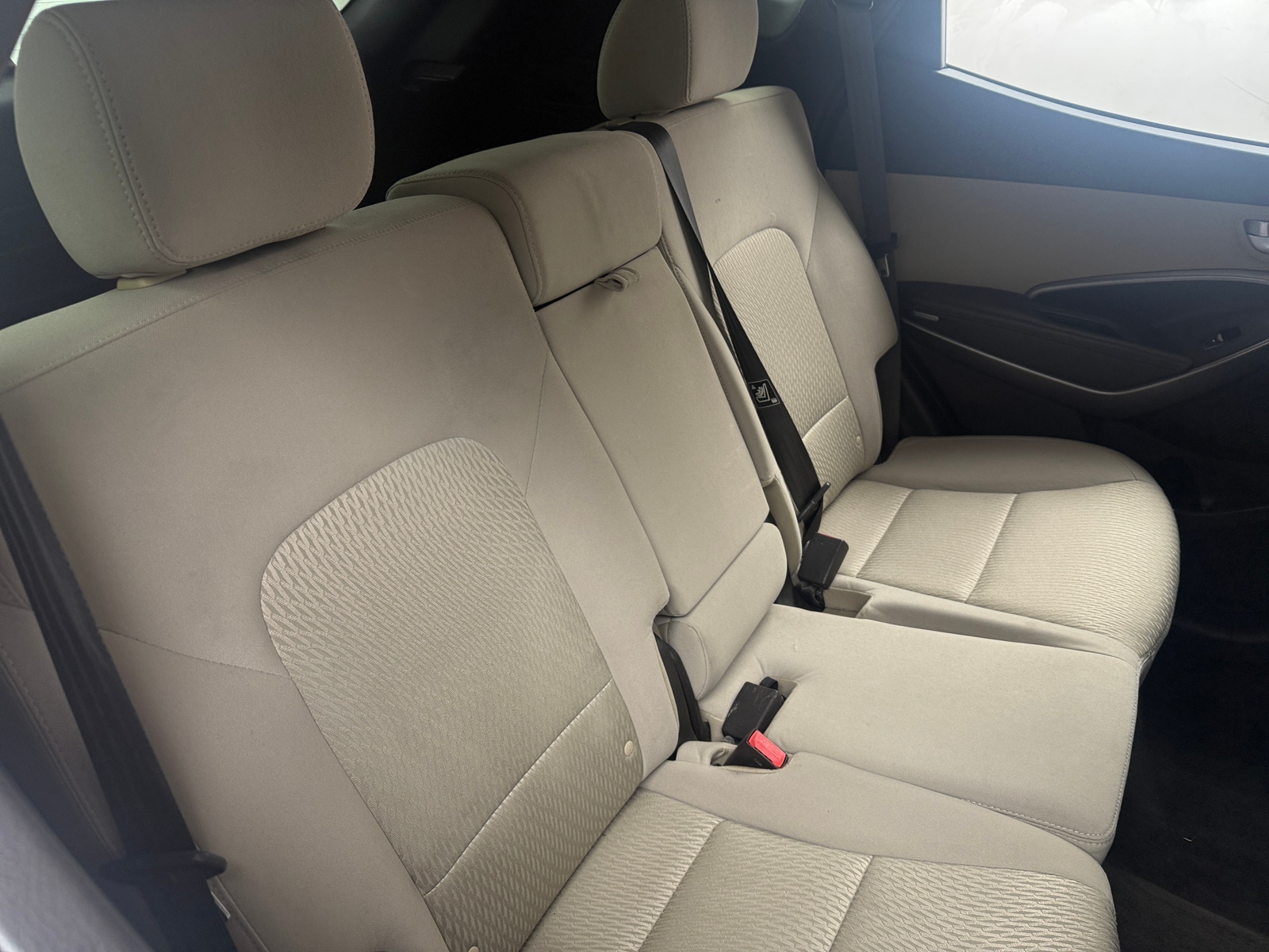 Thumbnail: 2016 Hyundai Santa Fe - 6