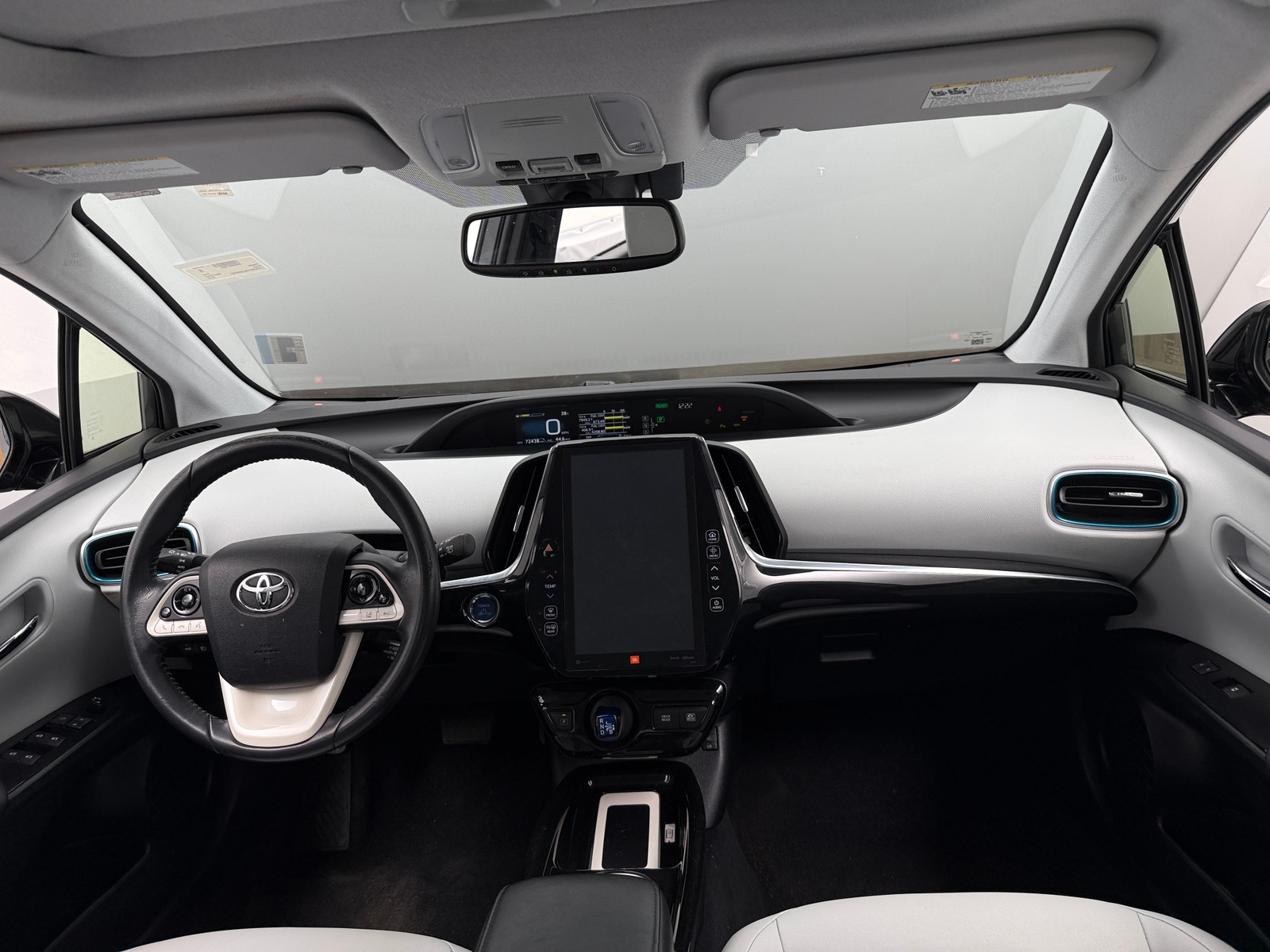 Thumbnail: 2018 Toyota Prius - 3