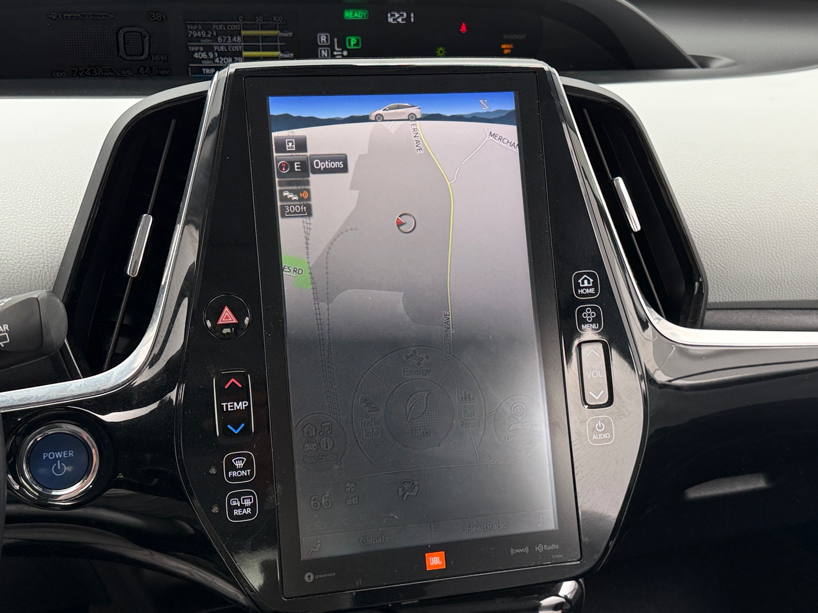 Thumbnail: 2018 Toyota Prius - 4