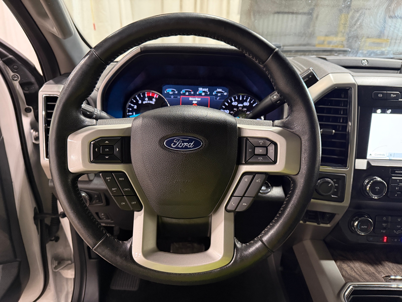 Thumbnail: 2019 Ford Econoline - 4