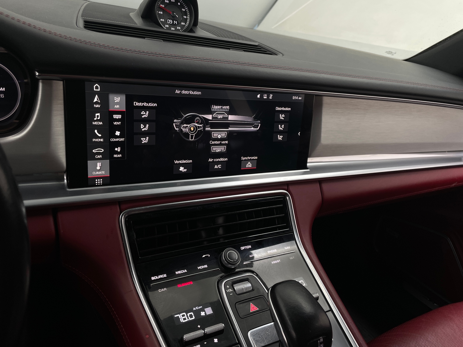 Thumbnail: 2018 Porsche Panamera - 3