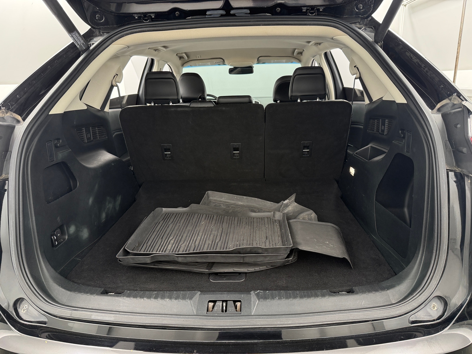 Thumbnail: 2019 Ford Edge - 6