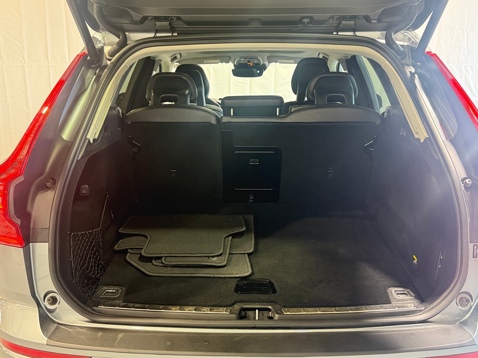 Thumbnail: 2019 Volvo XC60 - 6